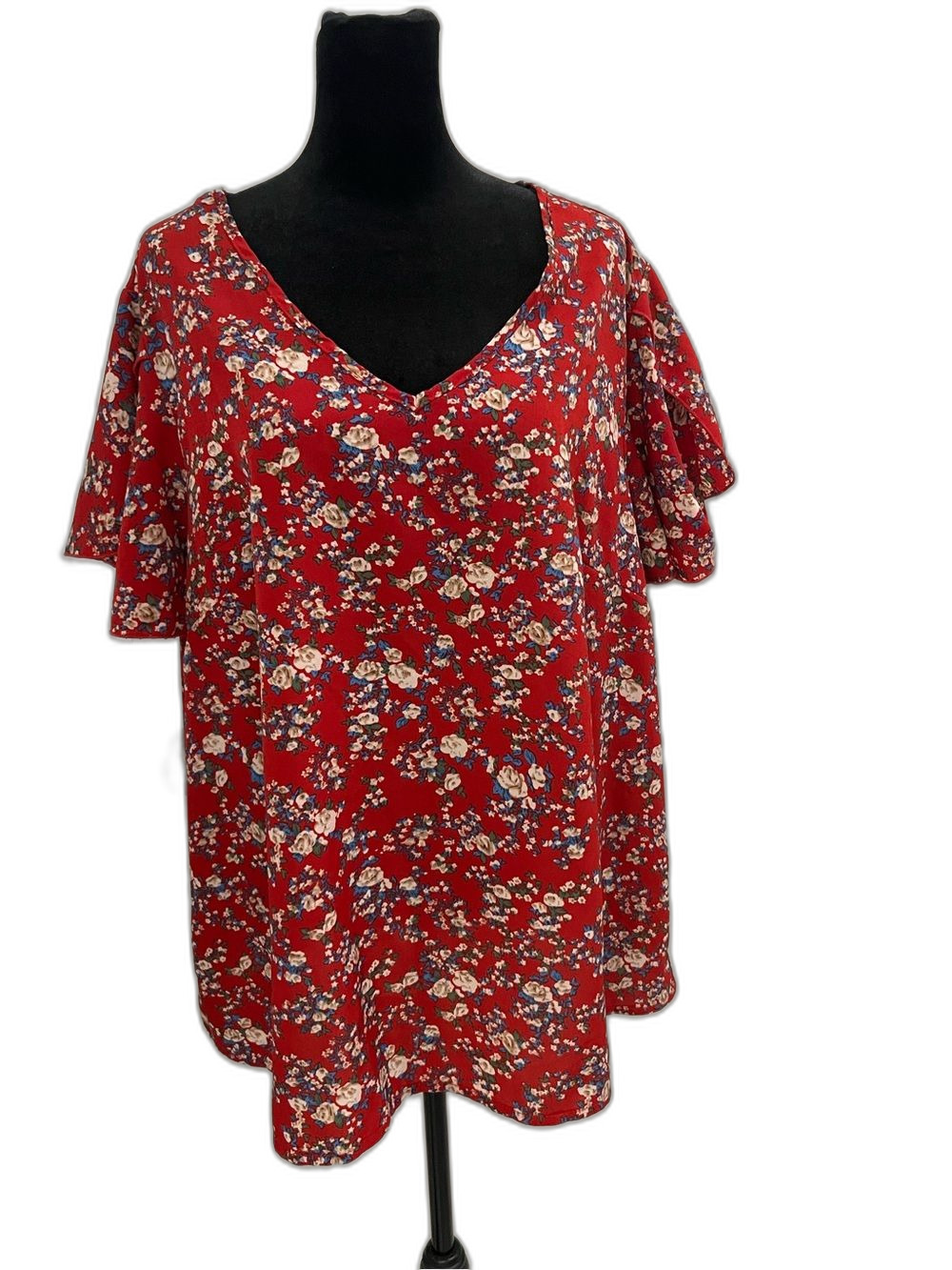 Emery Rose 3XL Red Floral V-Neck Flutter Sleeve Top